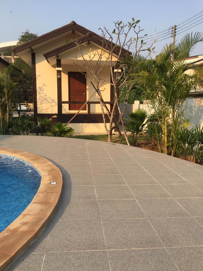 אוטאי תאני Sunray Guesthouse สุนันท์บ้านพักริมคลอง מראה חיצוני תמונה
