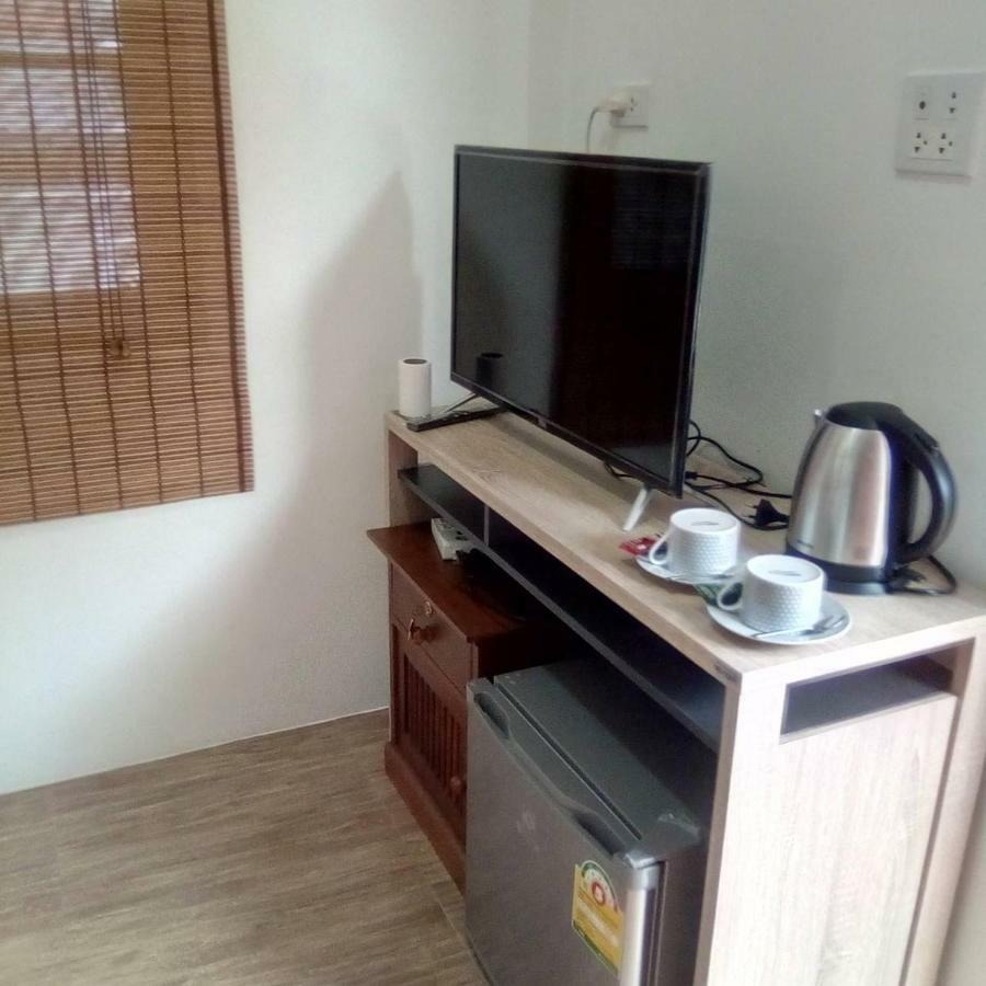 אוטאי תאני Sunray Guesthouse สุนันท์บ้านพักริมคลอง מראה חיצוני תמונה
