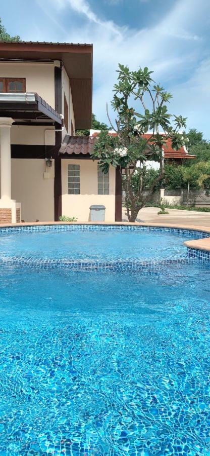 אוטאי תאני Sunray Guesthouse สุนันท์บ้านพักริมคลอง מראה חיצוני תמונה